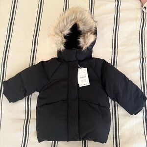 NWT zara 50% FEATHER AND 50% DOWN WATER REPELLENT PUFFER
JACKET coat size 3T
